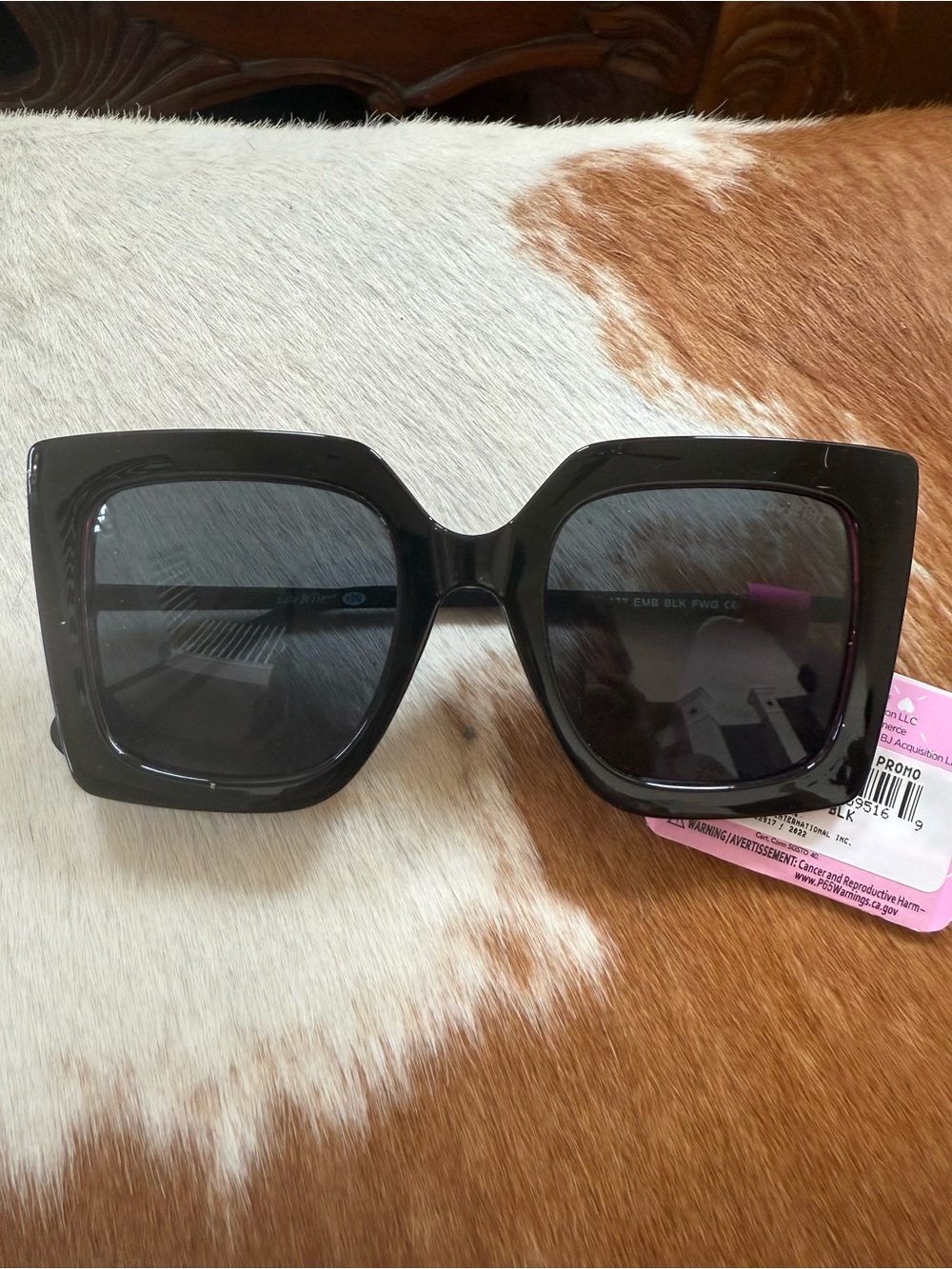 Black Oversized Square Women's Sunglasses by Betsey Johnson Luv Betsey NWT